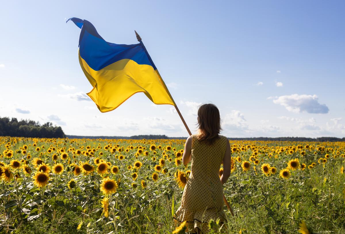Українські біженці почали масово повертатися додому, - Business Insider