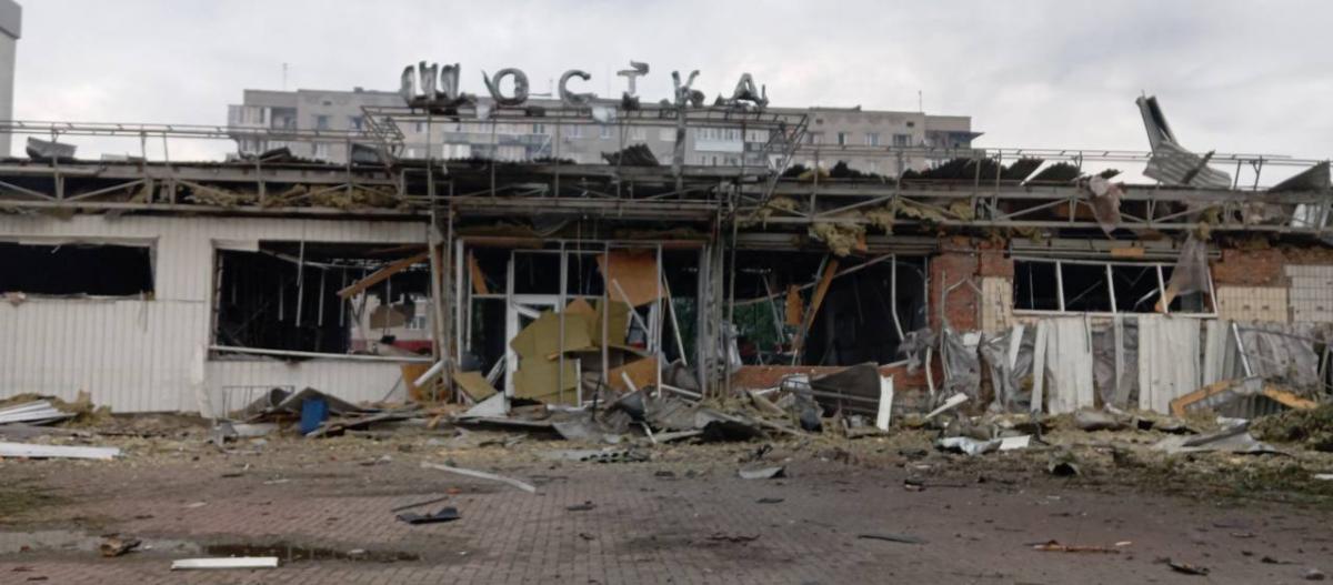 Росія прямими влучаннями десятків 