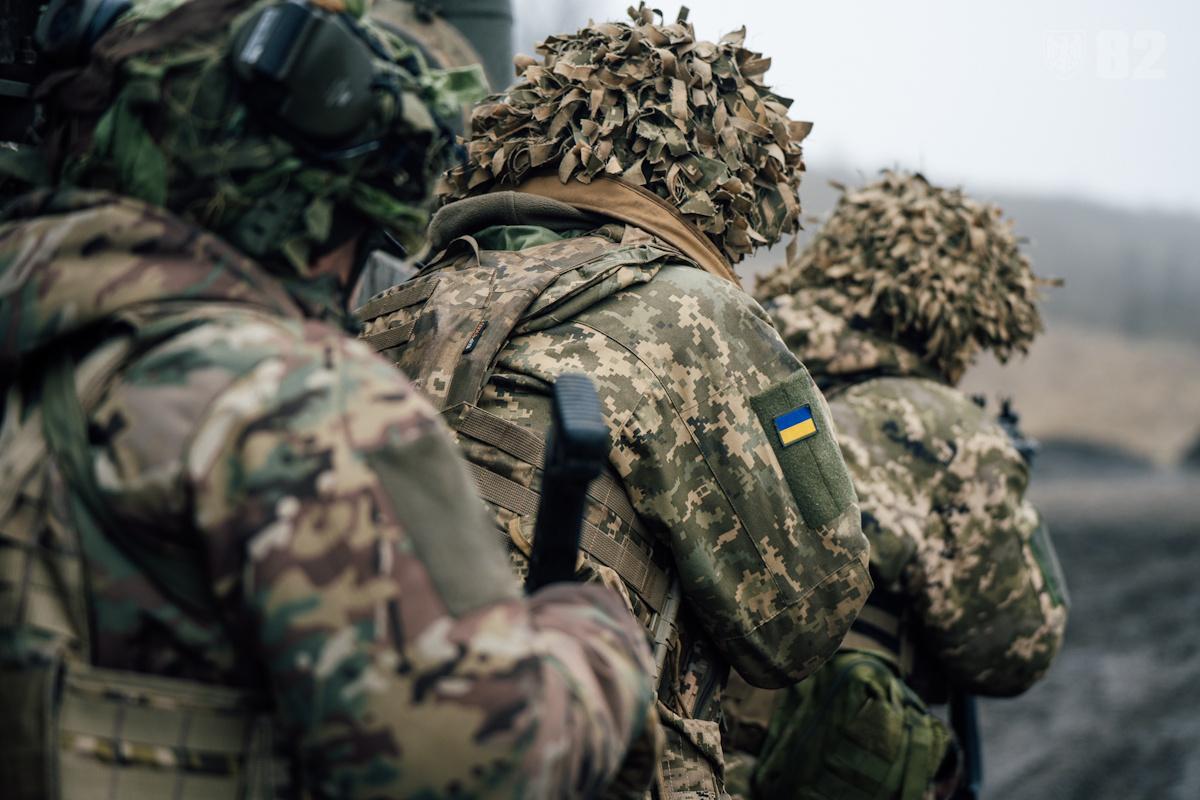 Щонайменше 26 смертей на полігонах: журналісти розповіли про небойові втрати в 
