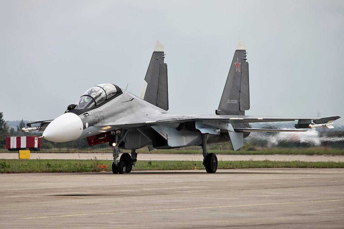 Дрони СБУ уразили ангари з винищувачами Су-30 у Криму