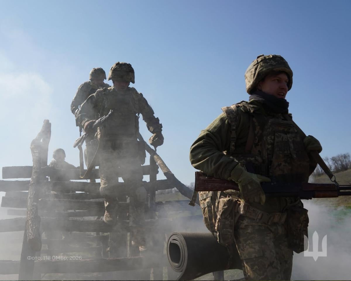 Сили оборони мають успіх на двох напрямках, РФ захопила село біля Краматорська, - DeepState