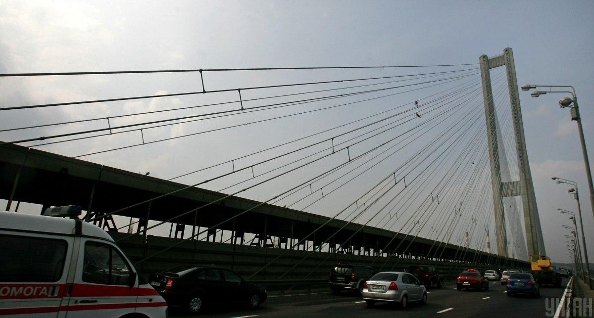 Ураження Південного мосту в Києві: в ISW розкрили, яку зброю використала Росія