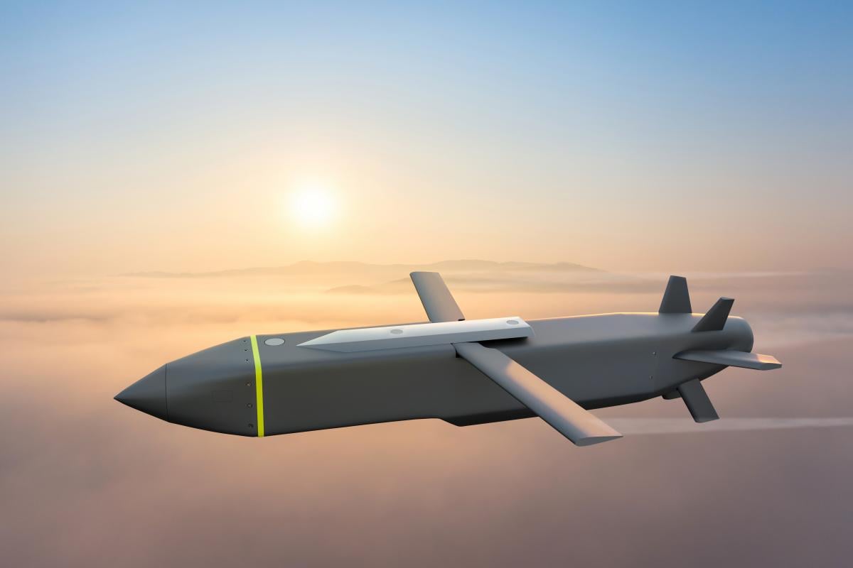 Британія надсилає Україні більше ракет Storm Shadow для ударів по тилу в РФ, - Bloomberg