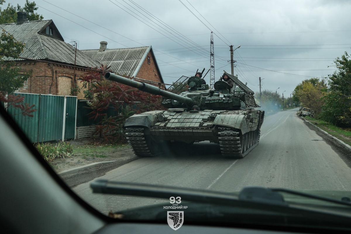 Україна повертає танки на поле бою, вигадуючи нові способи їх захисту, – Forbes